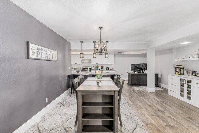 Building Photo - Total remodel in Santa Fe in McCormick Ranch