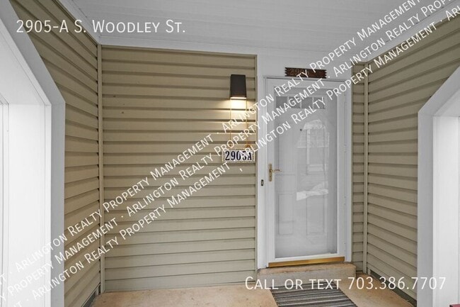 Building Photo - 2905-A S Woodley St