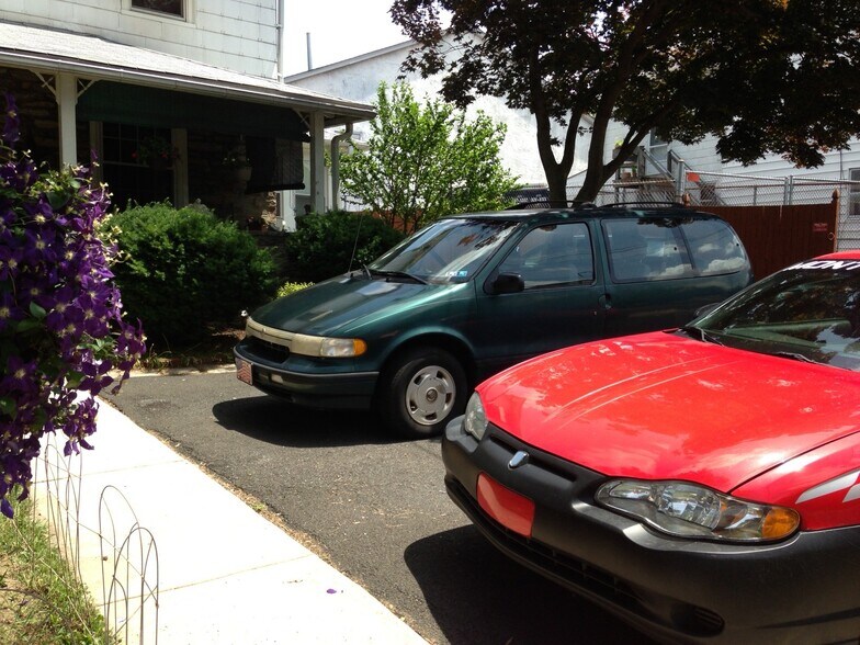 Parking for APT 2 - 2763 Mount Carmel Ave