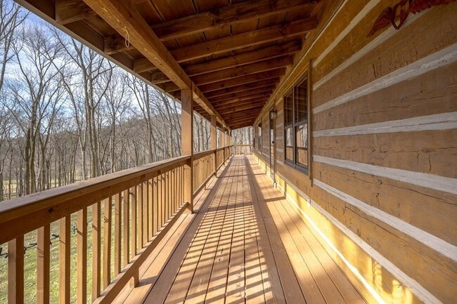 Building Photo - 1762 Burke Hollow Rd