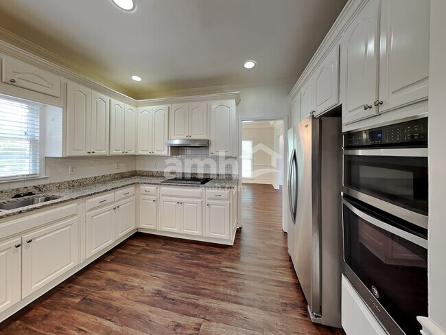 Building Photo - 4479 Cabinwood Turn