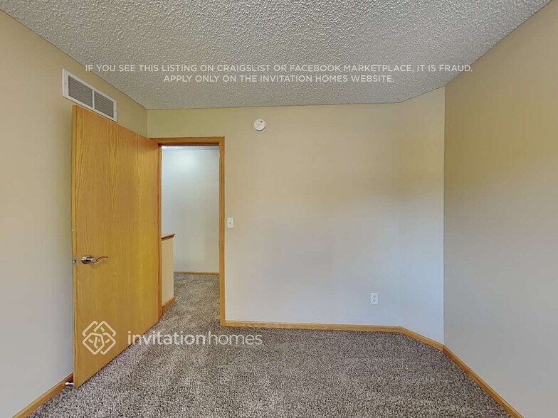 Building Photo - 828 Bridle Creek Dr