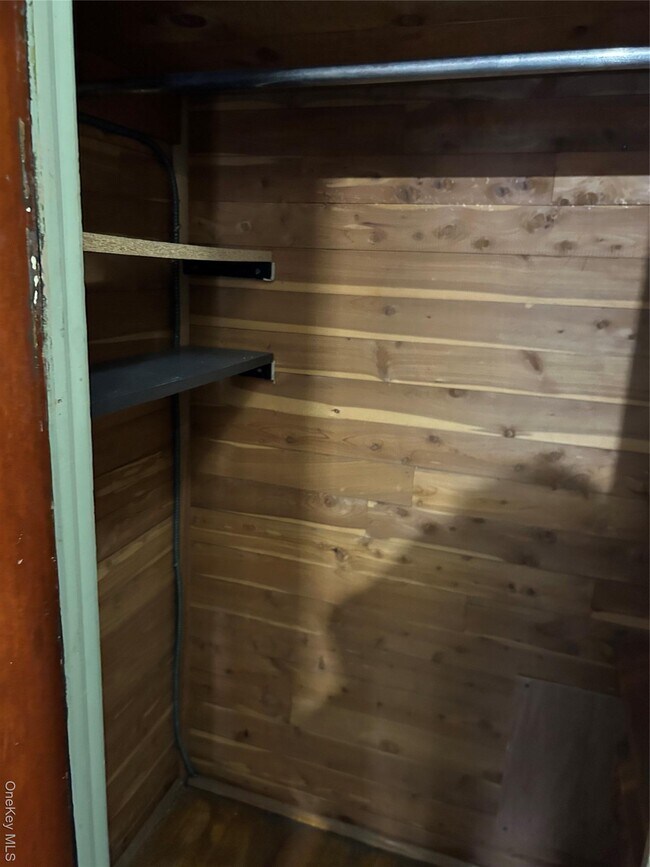 Building Photo - 125 W Hoffman Ave