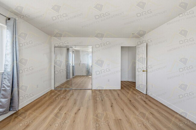 Building Photo - 9166 Jalisco Way