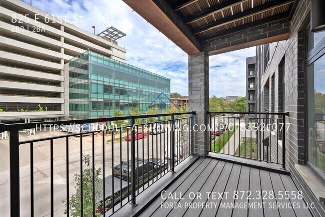 Building Photo - 825 E 61st St