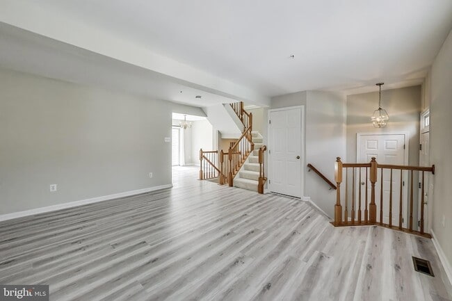 Building Photo - 13504 Hayworth Dr