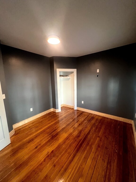 Building Photo - 106 Draper St