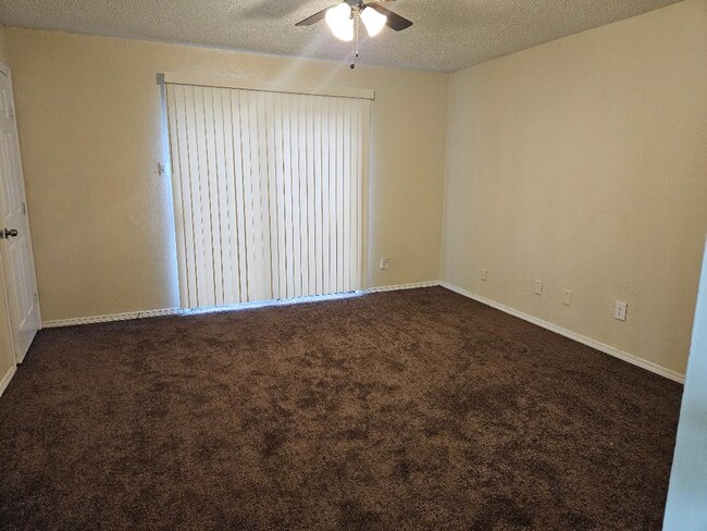 Master Bedroom - 5822 Twisted Pine Ct Unit A