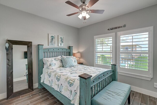 Building Photo - 409 Paradise Pointe Dr