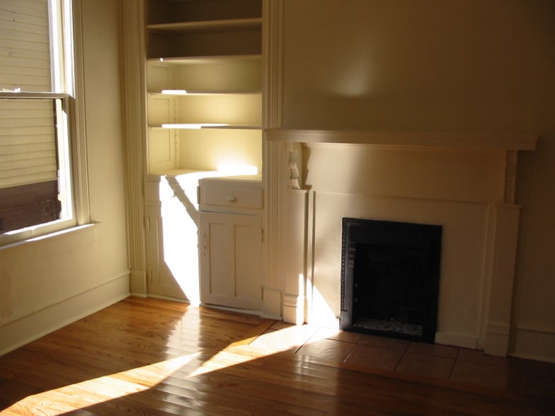 Building Photo - 18 Salbide Ave