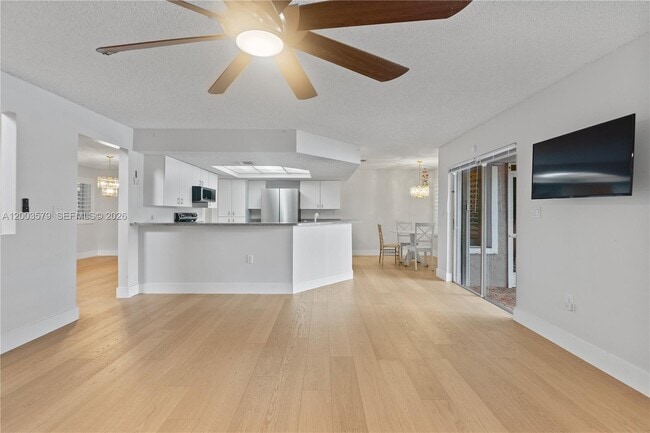 Building Photo - 237 NW 100th Ave