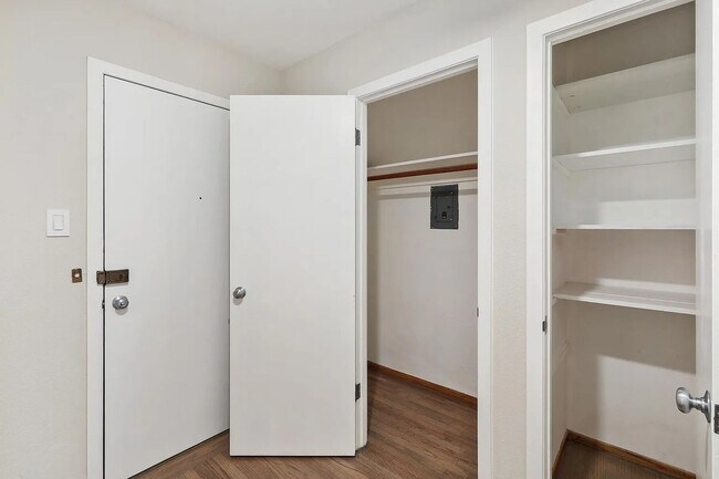 Building Photo - 1260 17th Ave