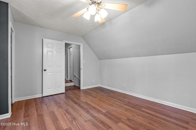 Building Photo - 215 Canterbury Rd