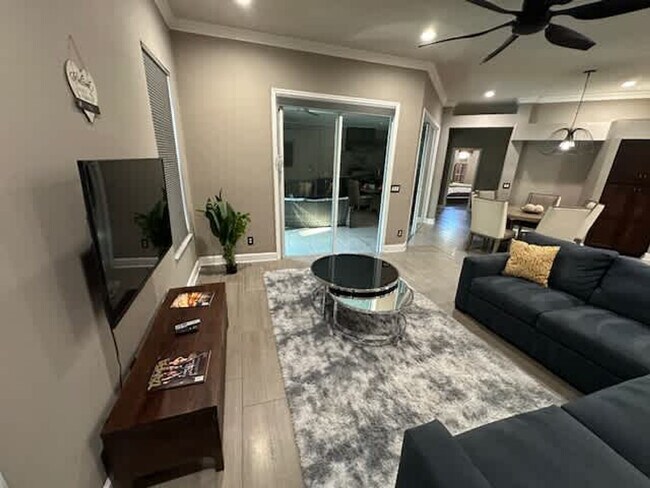 Building Photo - 10407 Harvestime Pl