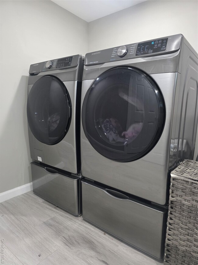 Building Photo - 181 Barrymore Blvd