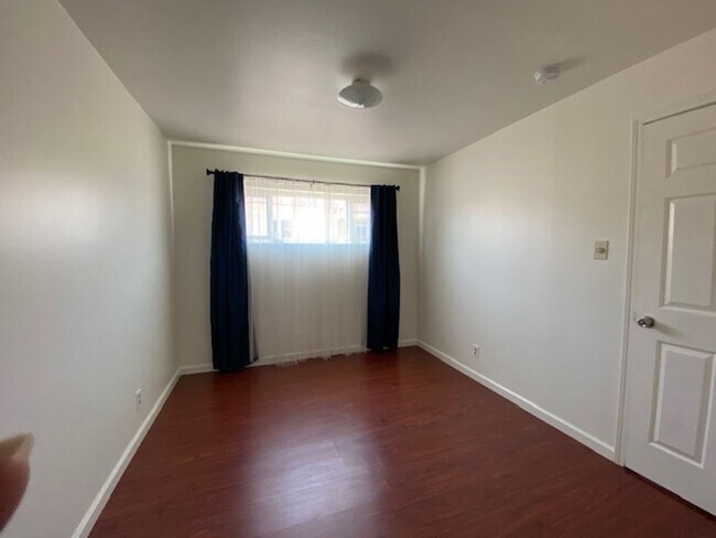 Building Photo - 4212 Nevin Ave