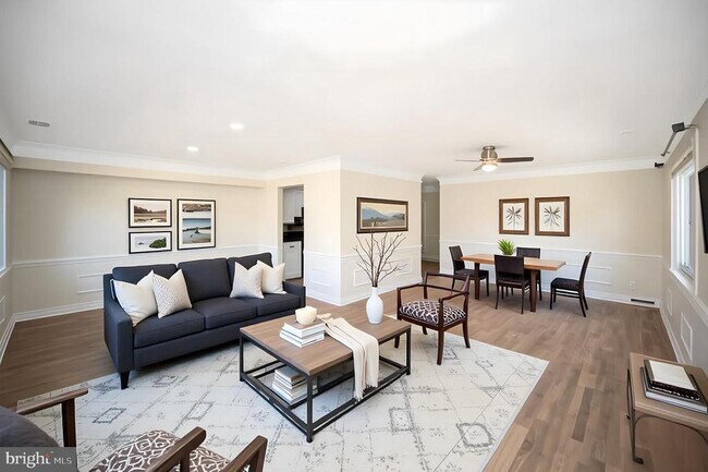 Building Photo - 3890 Mariposa Pl