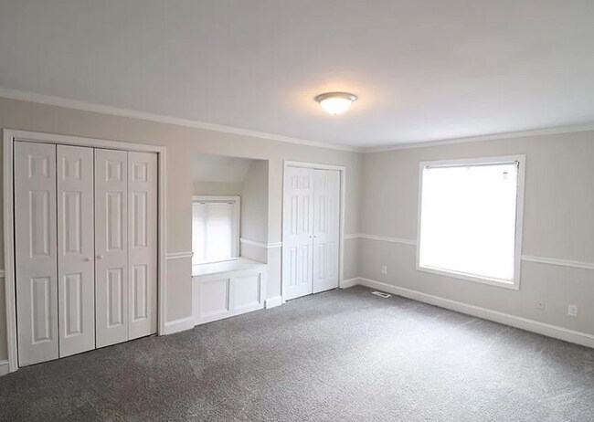 Building Photo - 5733 Waterwood Dr