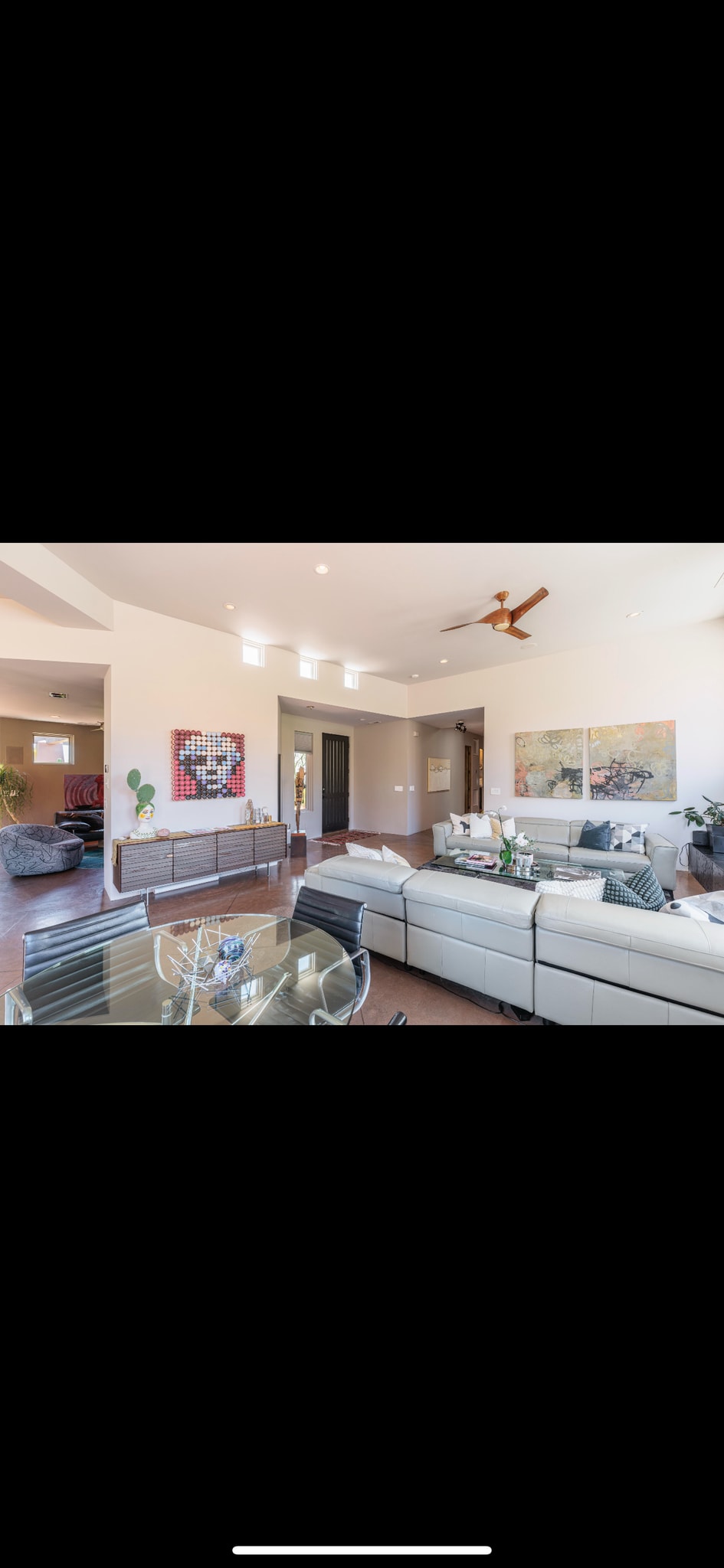 Building Photo - 384 W Brittlebush Way