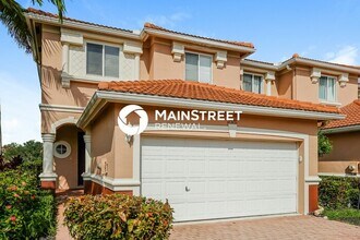 Building Photo - 4 Bedroom Pet-Friendly Home in Fort Myers, FL with Main Street Renewal