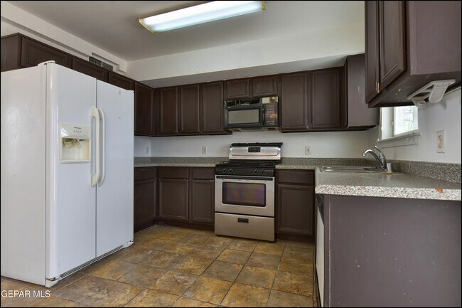 Building Photo - 7958 Starry Night Dr