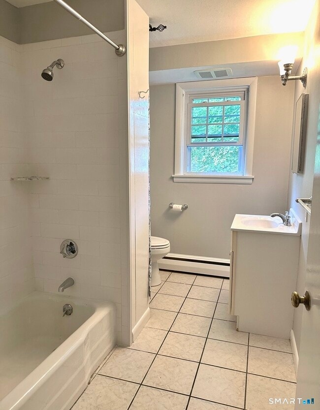 Building Photo - 15 Prospect St