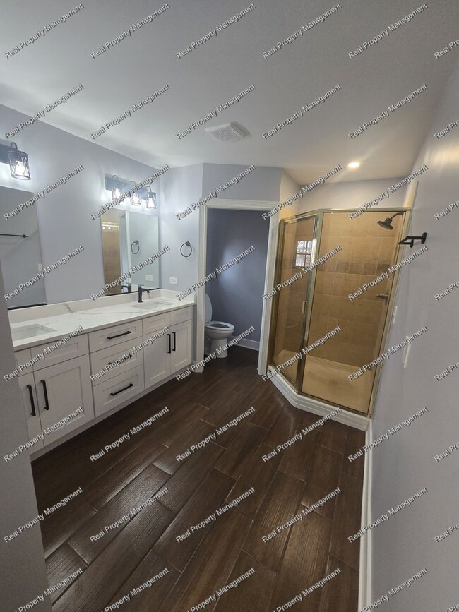 Building Photo - Completely Renovated Three Bedroom Ranch