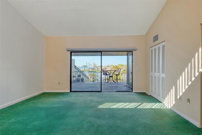 Building Photo - 1601 Bayhouse Point Dr