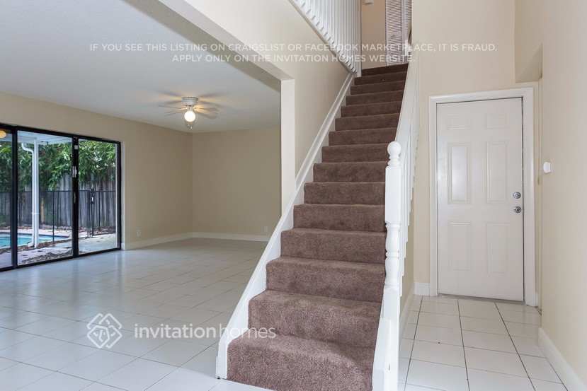 Building Photo - 5756 Strawberry Lakes Cir