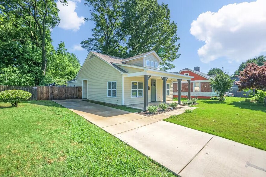 Building Photo - 1702 Netherwood Ave