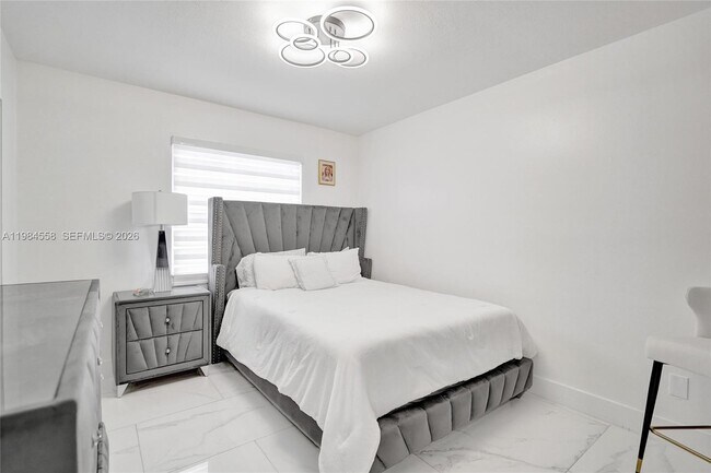 Building Photo - 11761 NW 12th St