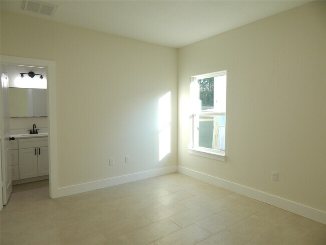 Building Photo - 16971 W Juneau St