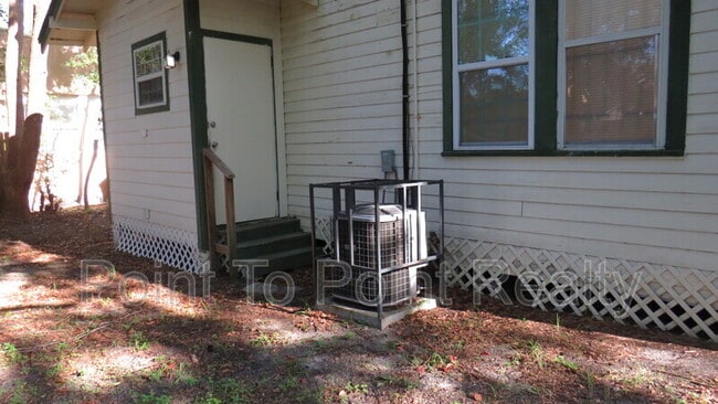 Building Photo - 6590 Sunset Dr