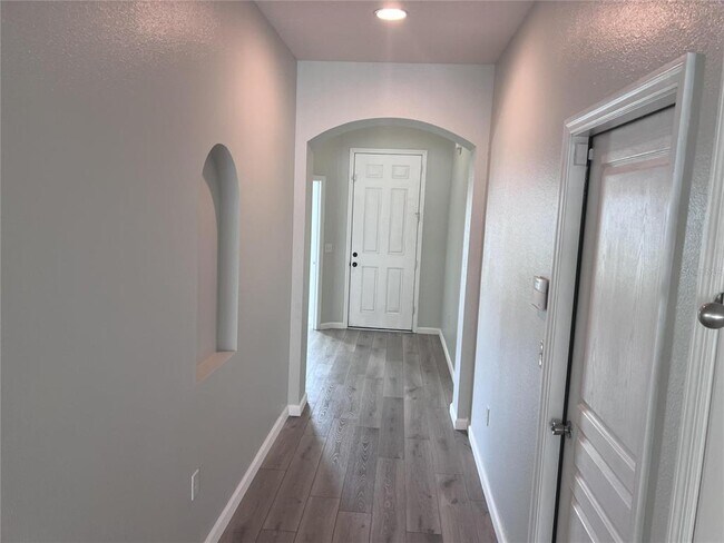 Building Photo - 3113 Harris Park Way