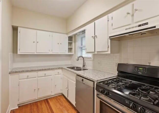 Building Photo - 4018 Garrott St