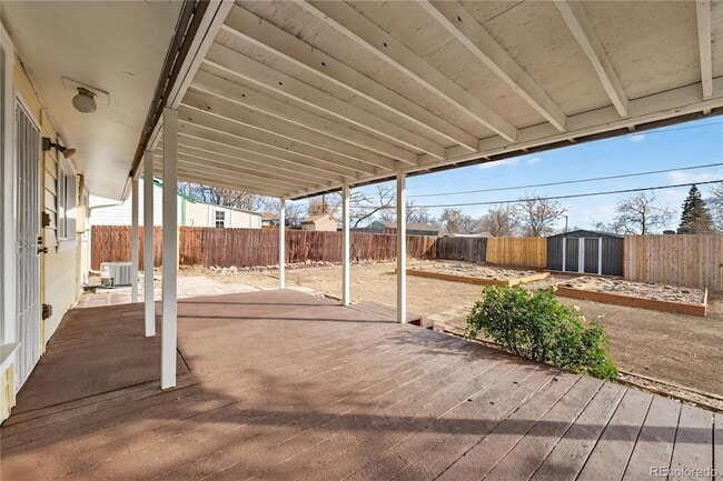 Building Photo - 500 Del Norte St