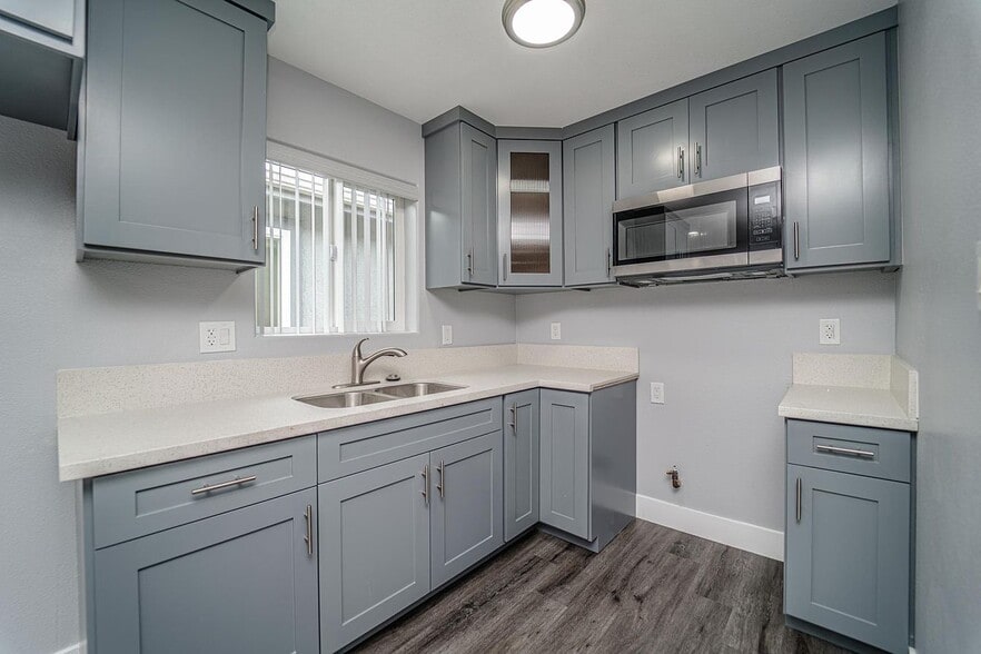 Building Photo - 1309 E Pacific Coast Hwy