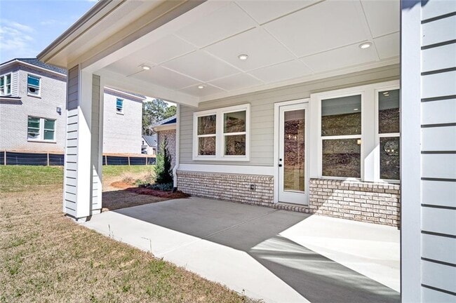 Building Photo - 2485 Stewart Rd