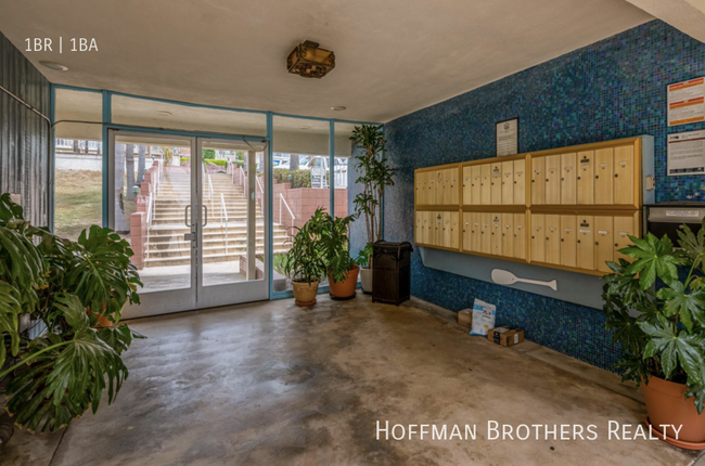 Building Photo - 2163 W 25th St