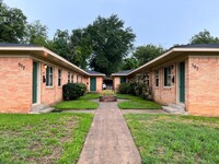Building Photo - 507 S Fannin Ave
