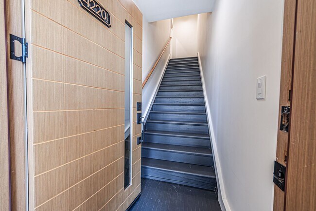 Building Photo - Now Offering Two Weeks Free – Upstairs 3-B...