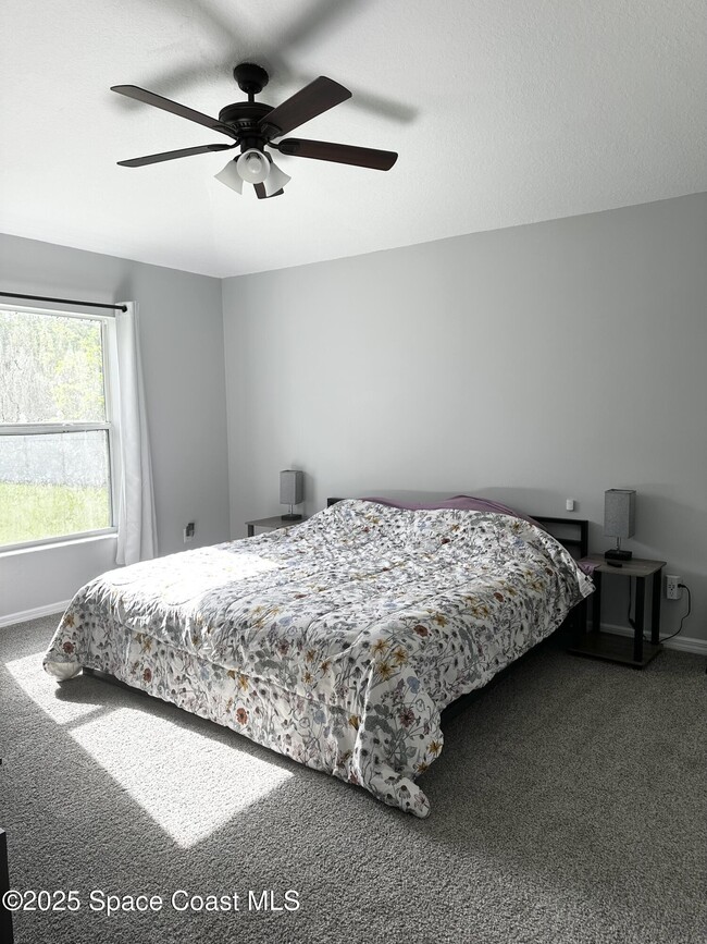 Building Photo - 1010 Lundy Dr