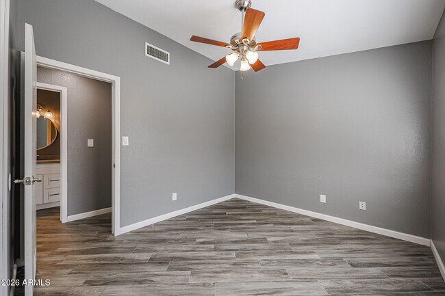 Building Photo - 4053 W Cielo Grande