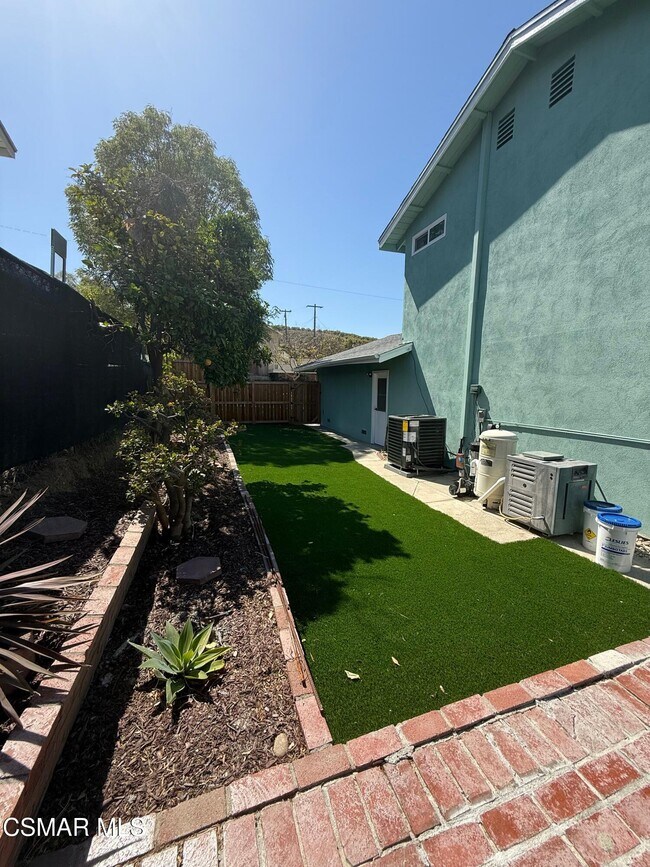 Building Photo - 1506 Los Amigos Ave
