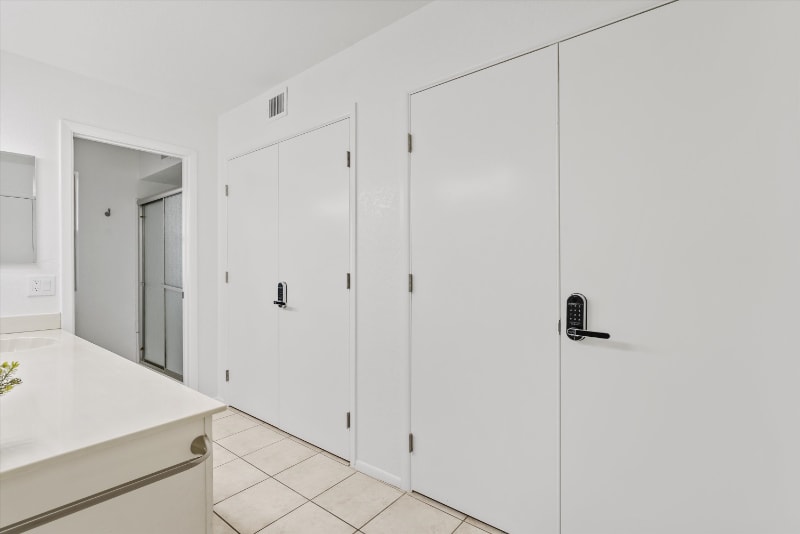 Building Photo - 9632 N 58th Ln