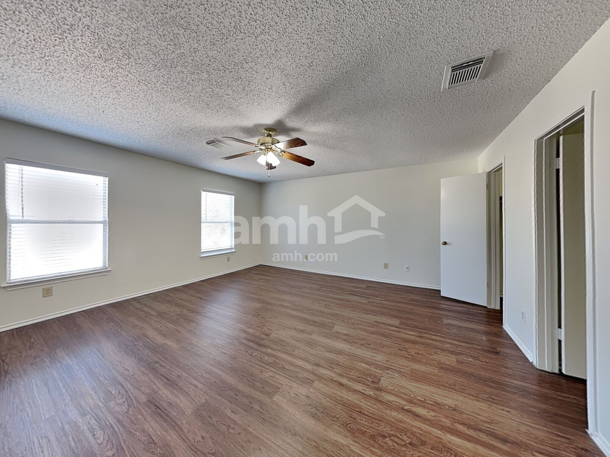 Building Photo - 8043 Cantura Mls