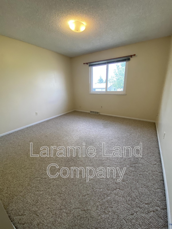 Building Photo - 1211 Downey St