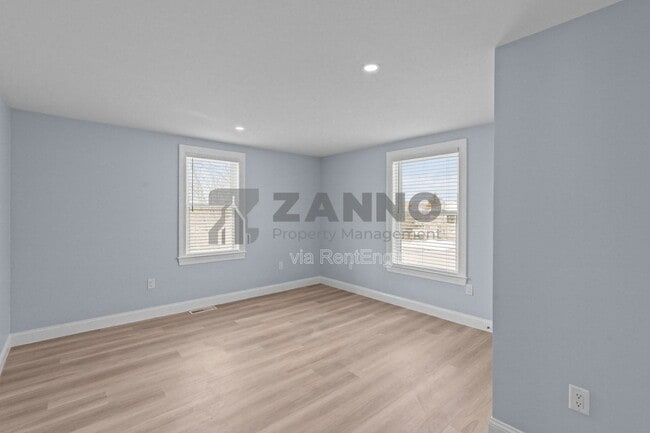 Building Photo - 24 Vernon Ave