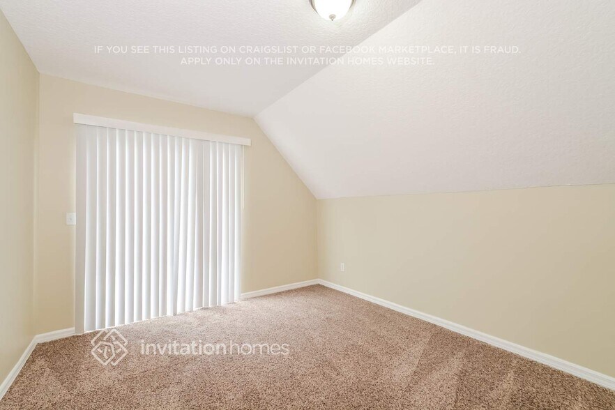 Building Photo - 202 Ashford Pl