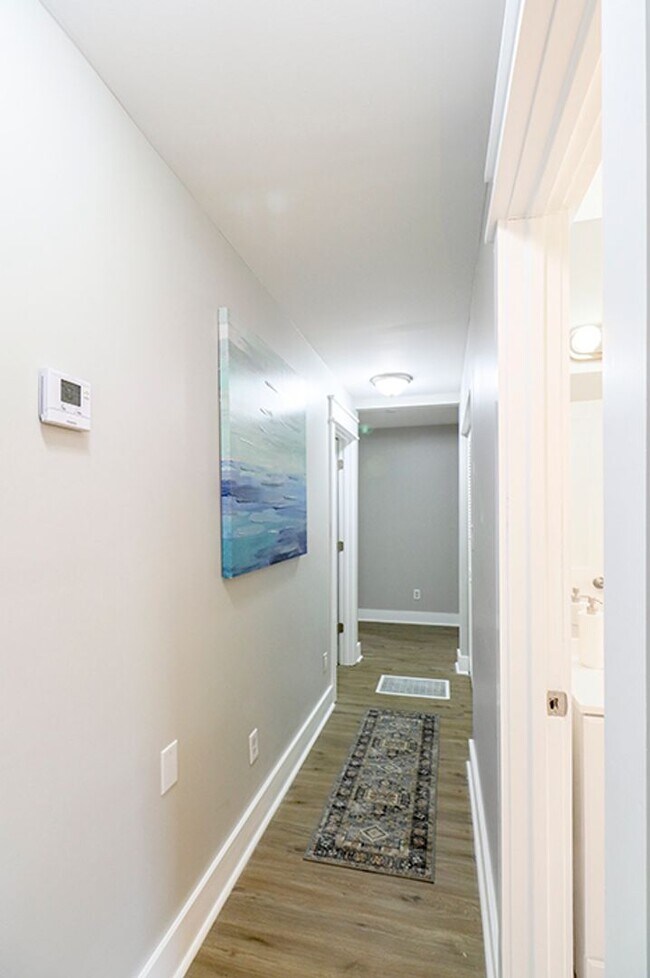 Building Photo - 3 bedroom, 2 bathroom home available in La Grange; Oldham County School District!